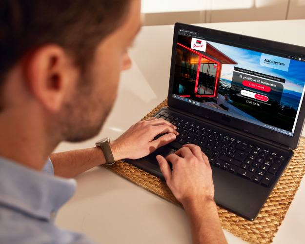 Securitas Direct nettside på laptop